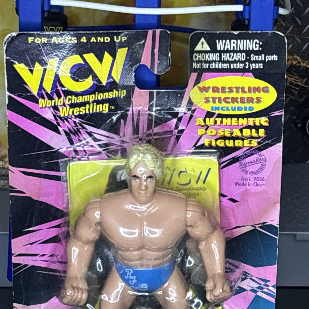 1998 WCW Authentic Poseable Wrestling Figure Ric Flair Toymakers New Vintage